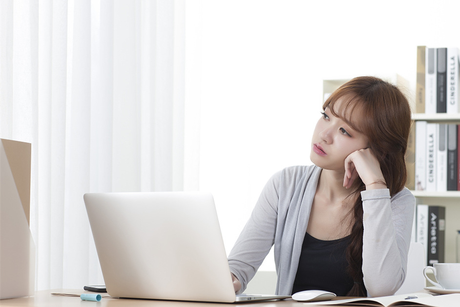 如果發(fā)現(xiàn)報(bào)價(jià)出錯(cuò)，該如何挽回客戶？